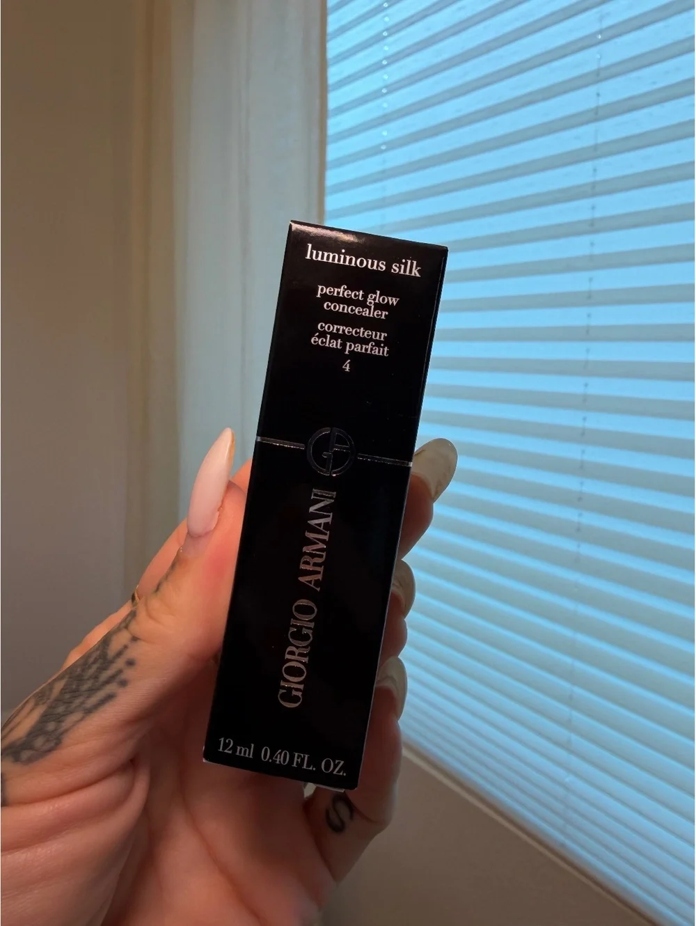 Giorgio Armani Luminous Silk Perfect Glow Concealer - Shade 4